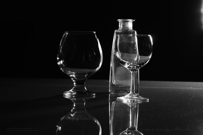 Image LessonTech01_001_Glass_0EV.jpg