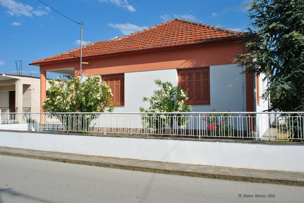 Image 0483_2012-06-05_21-46_D3000.jpg