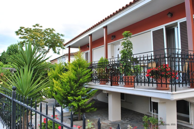 Image 0548_2012-06-05_23-21_D3000.jpg