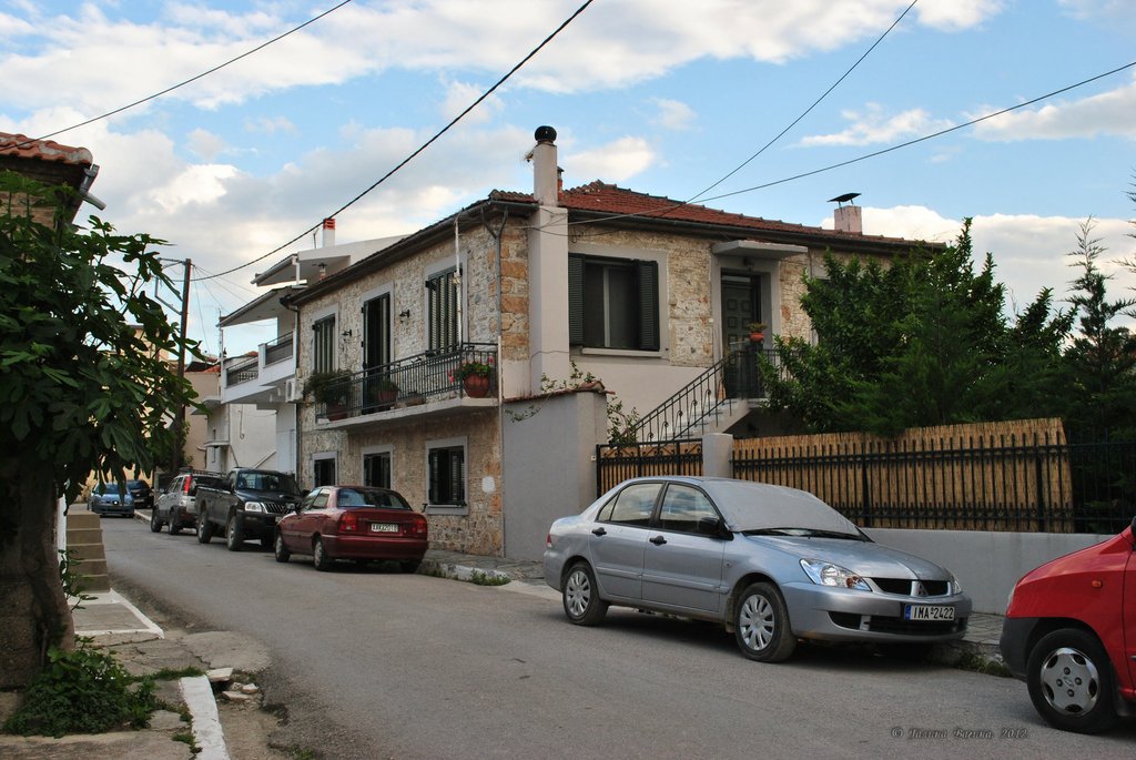 Image 0555_2012-06-05_23-25_D3000.jpg